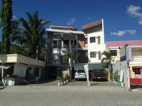 Centrium Condominium Hotel, Angeles / Clark