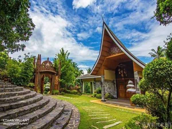 Cintai - Coritos Garden Hotel, Batangas