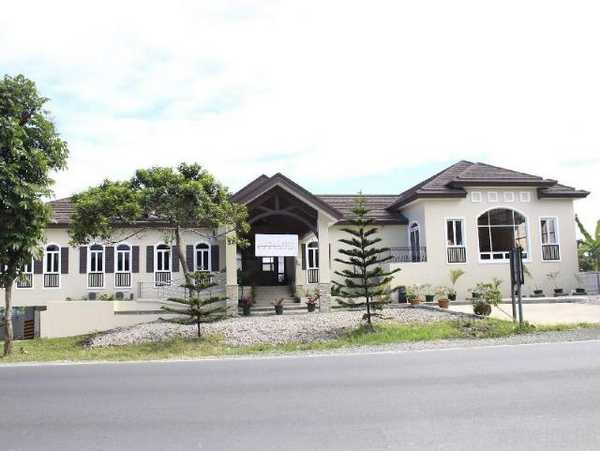 Country Chateau Hotel, Tagaytay