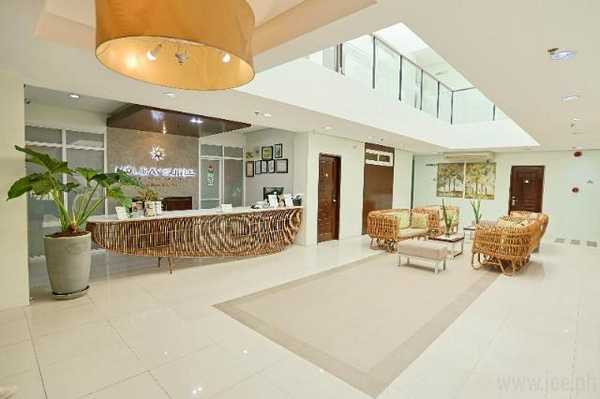 Holiday Suites Business District - Formerly Empire Suites Hotel, Palawan