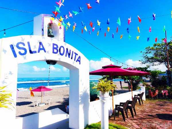 Isla Bonita Beach Resort, La Union