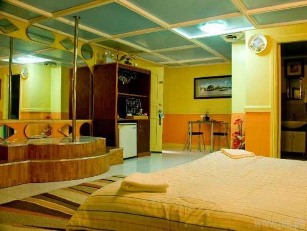 Kokomos Hotel & Restaurant, Angeles / Clark