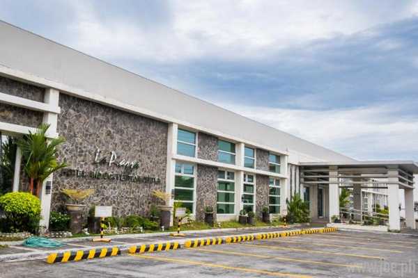 La Piazza Hotel and Convention Center, Legazpi