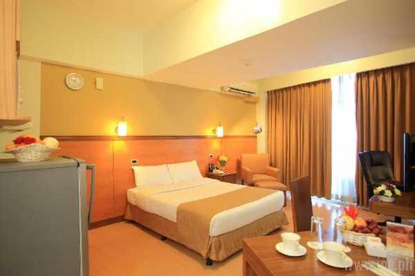 Malayan Plaza Hotel, Manila