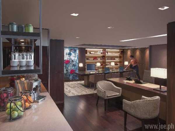 New World Makati Hotel, Manila