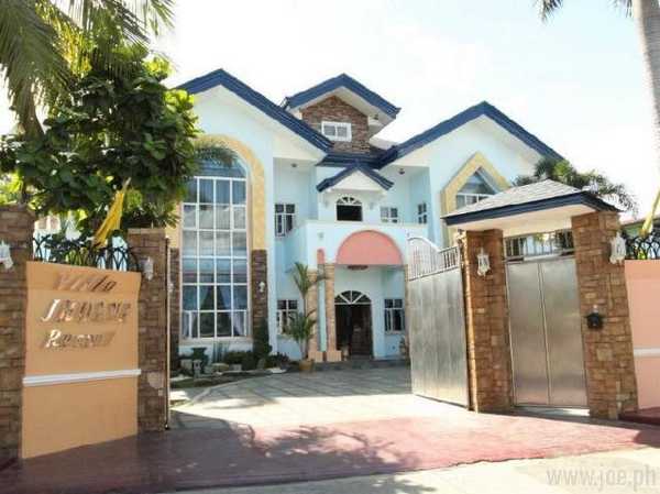 Villa Jhoana Resort, Angono