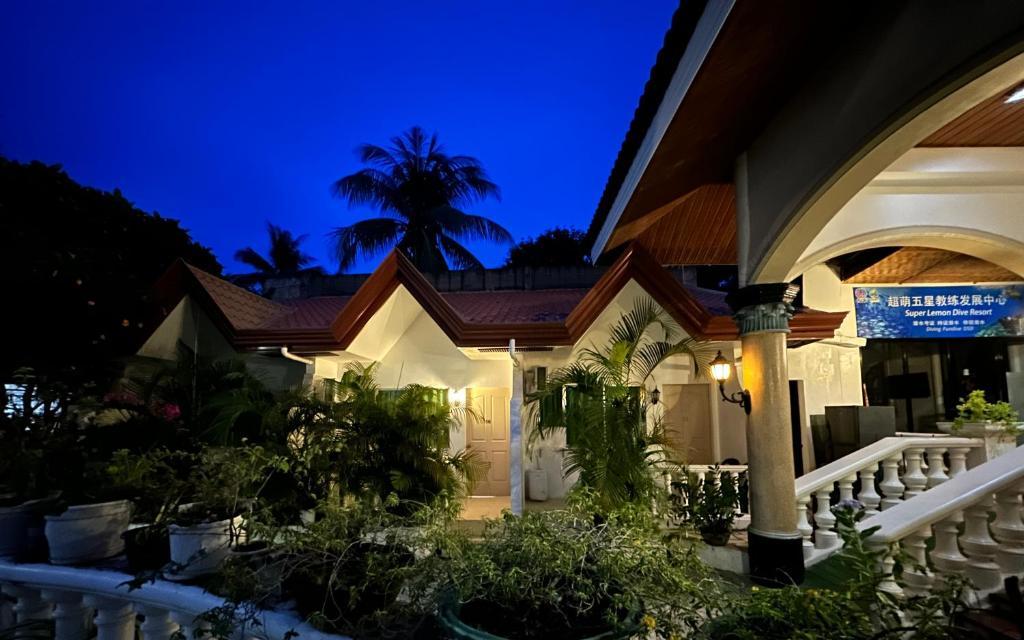 Gracey Dive Resort and Restaurant, Dumaguete